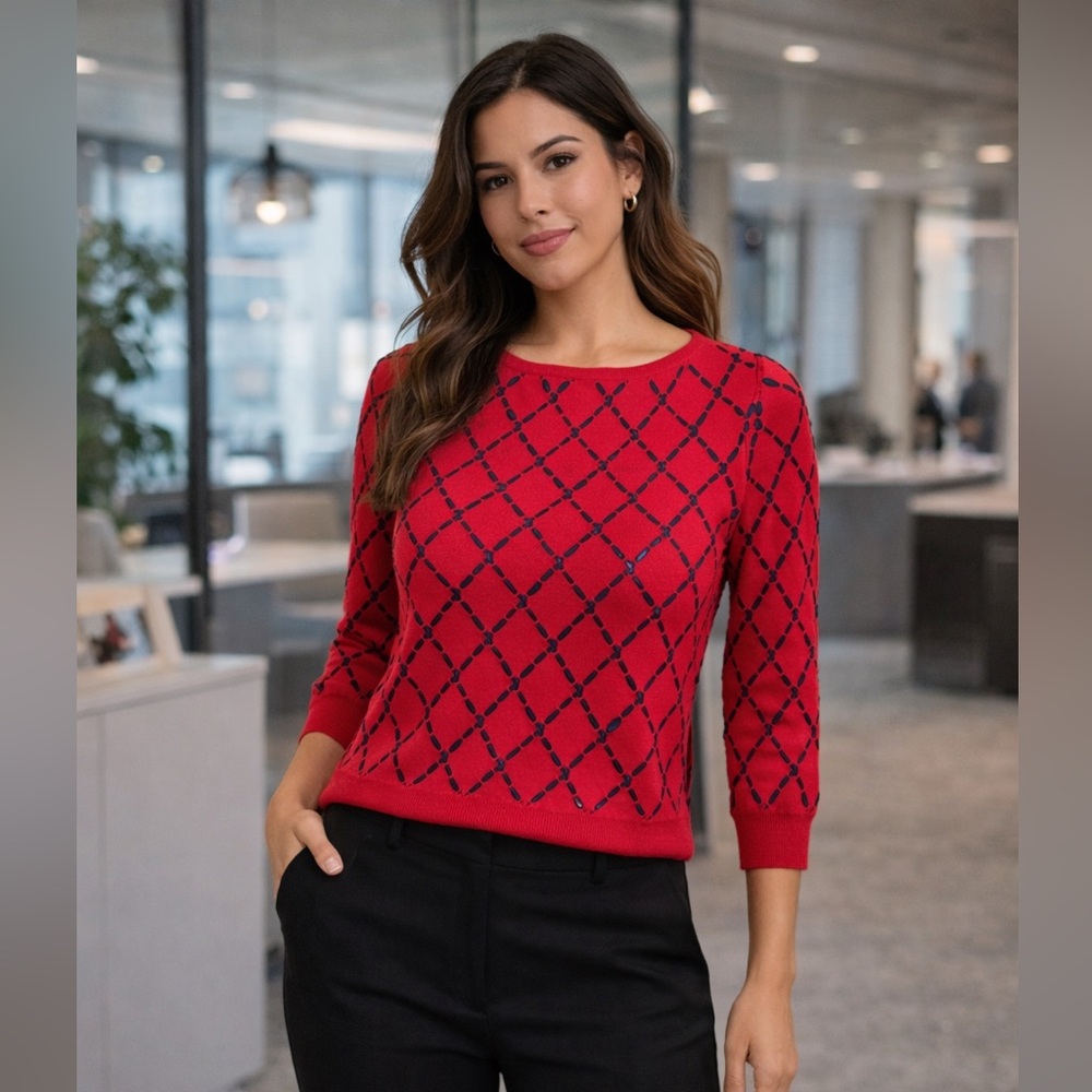 Red blouse - Picture 13 of 13